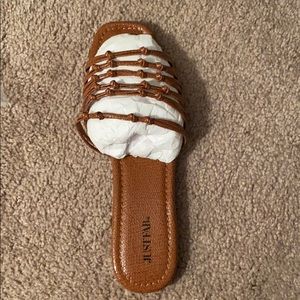 Cognac squared toes sandal